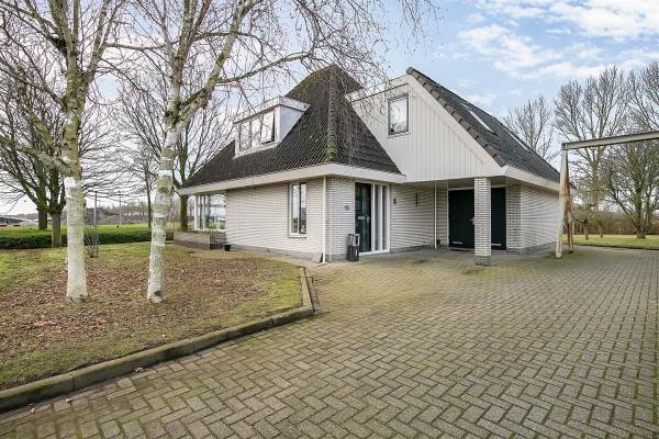 Woning Bedrijvenweg 1 Andijk