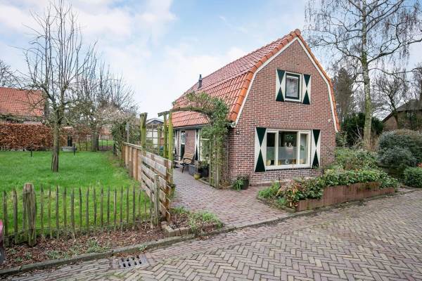 Woning Kerkstraat 20 GENDEREN