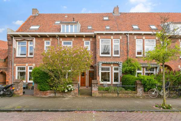 Woning Zeemanlaan 4 Leiden