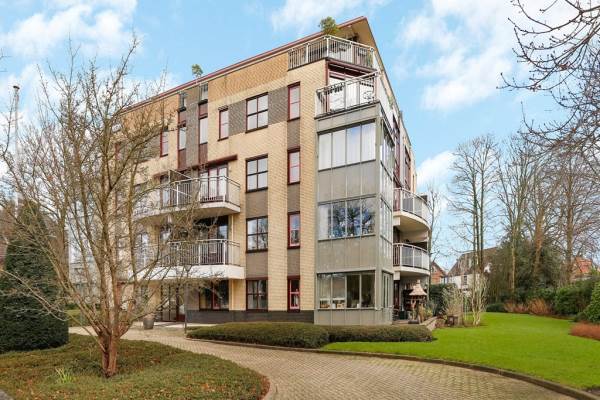 Woning Rhijngeesterstraatweg 34-e OEGSTGEEST