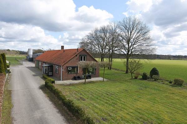 Woning De Beek 77 Ermelo