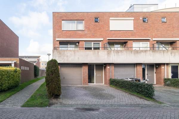 Woning Nemelaerlaan 11 Spijkenisse