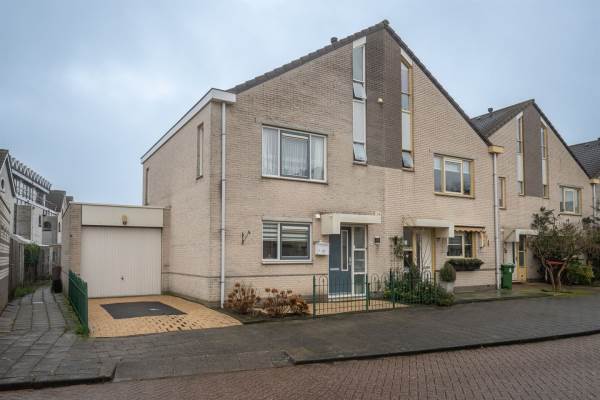 Woning Lou Costellostraat 40 Almere