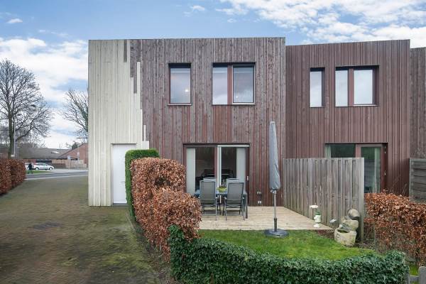 Woning Horsweg 55 Hoogvliet Rotterdam