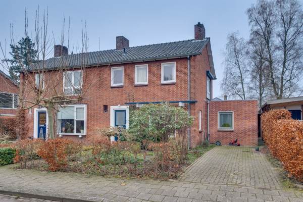 Woning Johan van Oldenbarneveltlaan 11 Lochem