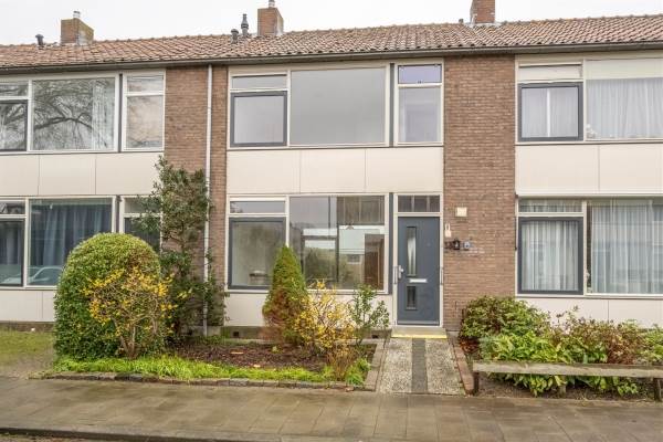Woning Arie van Drielstraat 13 Puttershoek