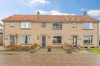 Woning Burg. J. Poschstraat 4 Stompetoren