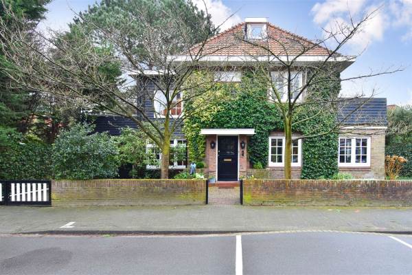 Woning Blauwe Kamerlaan 1 Den Haag