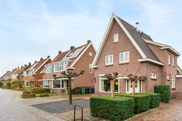 Woning Rijksstraatweg 127 Heemskerk