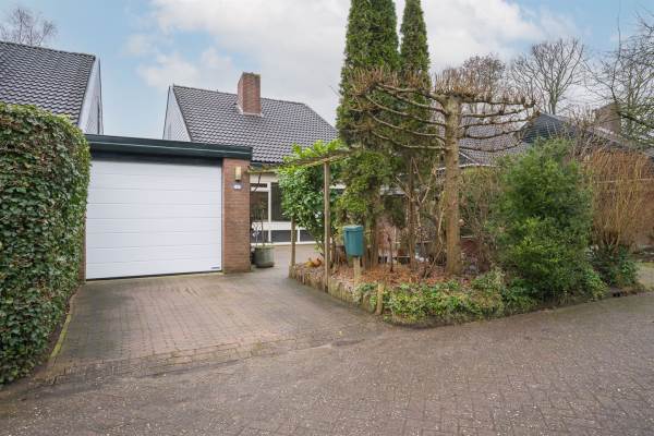 Woning Ulbe van Houtenstrjitte 3 Gytsjerk
