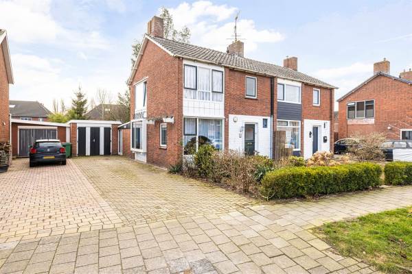 Woning Kastanjelaan 18 Winschoten