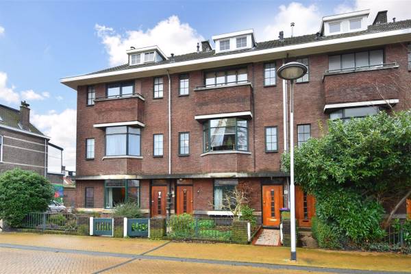 Woning Spoorsingel 86 Delft