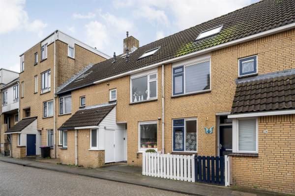 Woning Medocgaard 30 Spijkenisse