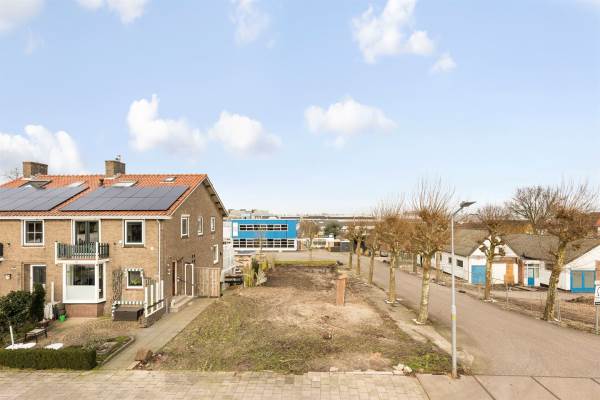 Bouwgrond Aalsmeerderdijk 250 Aalsmeerderbrug