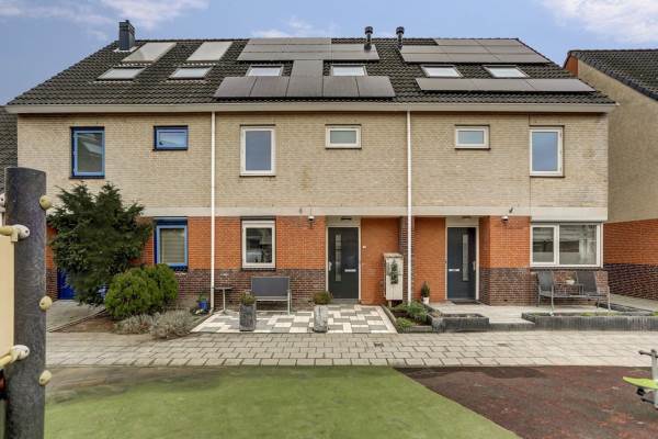 Woning Koningin Beatrixstraat 15 De Lier