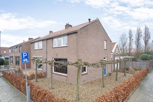 Woning Ambachtsstraat 23 's-Gravenpolder