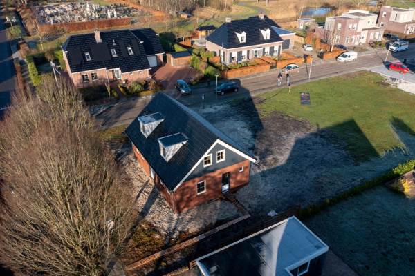 Woning Hugo de Grootstraat 4 OUDE PEKELA