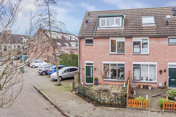 Woning Zadelmaker 34 Nieuw-Vennep