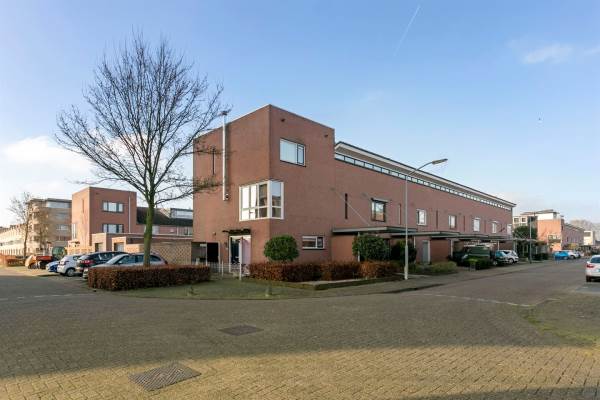 Woning Erik Pinksterblomstraat 21 Oosterhout (NB)