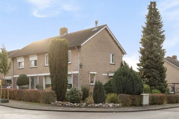 Woning Jan Steenstraat 2 Bergen (LI)