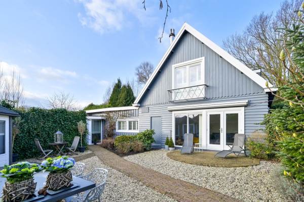 Woning Nieuw-Loosdrechtsedijk 221 Loosdrecht