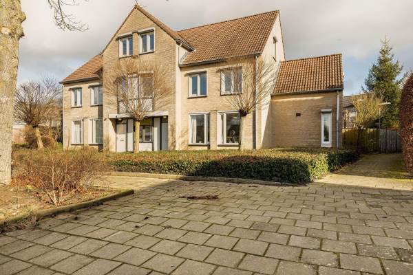 Woning Maasstraat 28 Bunde