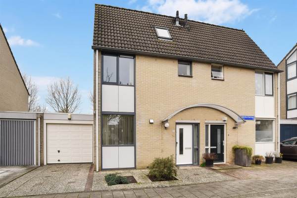 Woning Brandenborchstraat 17 Almere