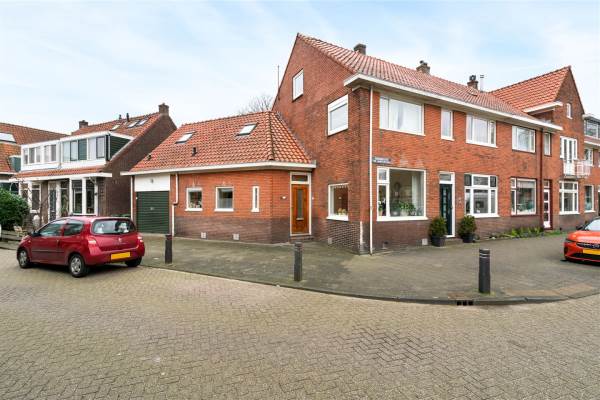 Woning Burgemeester Ter Laanplantsoen 1 Zaandam