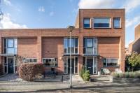 Woning Heuvelsteijn 27 Rhoon