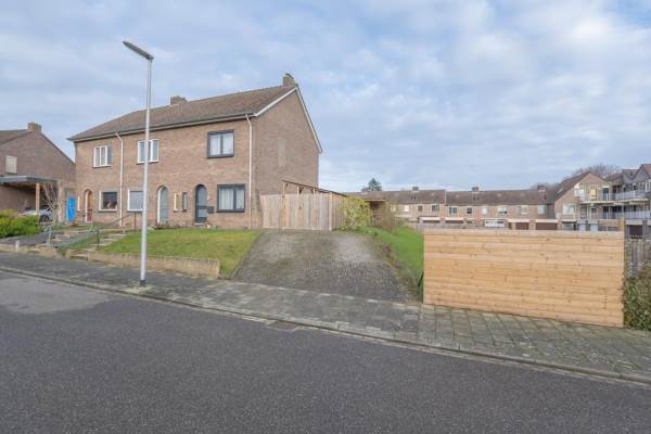 Woning Pastoor Erensstraat 2 Heerlen