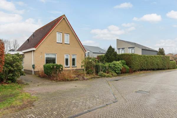 Woning Wylde Seringhof 13 STIENS