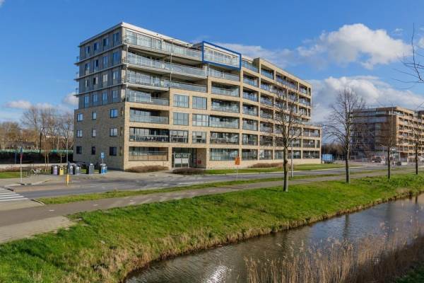 Woning Aziëlaan 585 Alphen aan den Rijn