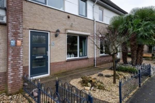 Woning J. van Zeestraat 4 Meteren
