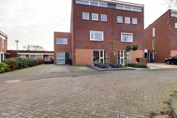 Woning Gerard Walschaplaan 54 Roosendaal