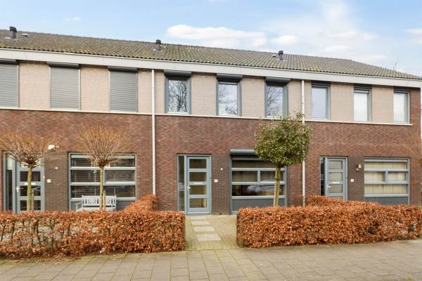 Woning Van der Waalsstraat 11 Roosendaal