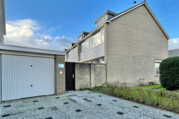 Woning Pastoor van Akenstraat 3 Roosendaal