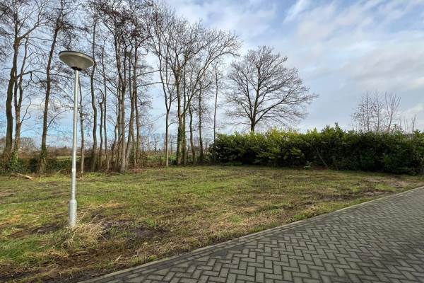 Bouwgrond Kleine Heistraat 16K 98 WERNHOUT