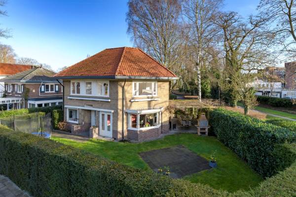 Woning Generaal Van Heutszlaan 2 Apeldoorn