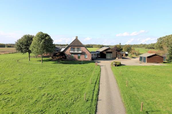 Woning Binnenweg 27 Eesveen