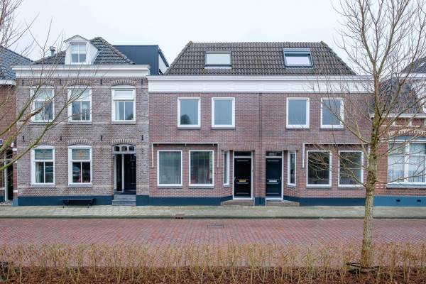 Woning Oosterkaai 11 Genemuiden