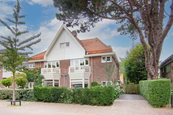 Woning Rijnegomlaan 13 Aerdenhout