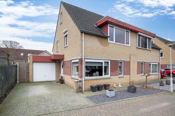 Woning Ter Steene 1 Sint Jansteen