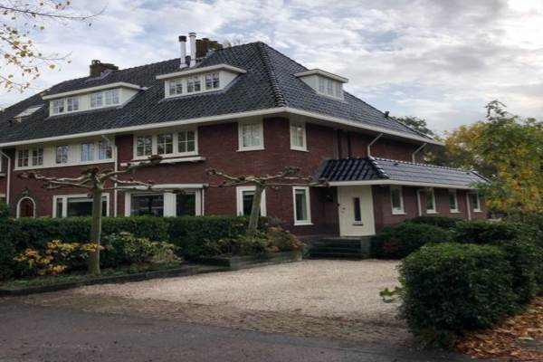 Woning Van der Helstlaan 58 NAARDEN