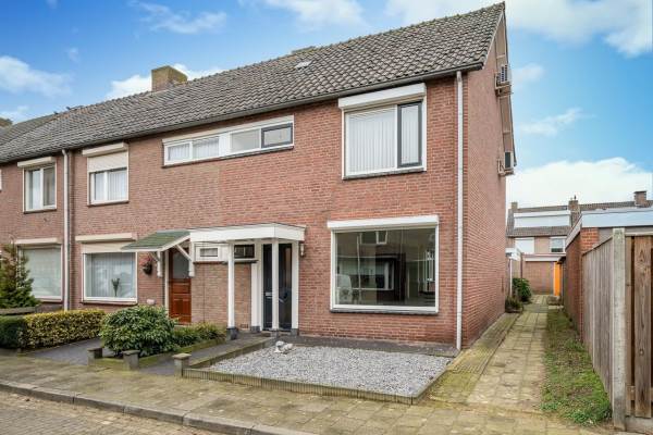 Woning Dennehoutstraat 2 Helmond