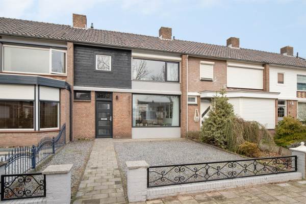 Woning St Lucasplein 19 Hoogerheide
