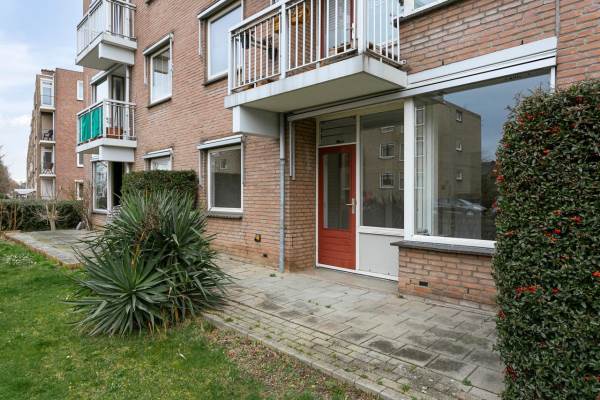 Woning Adelbert van Scharnlaan F 16 Maastricht