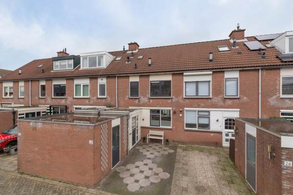 Woning Burgemeester Wentholtstraat 28 Hillegom
