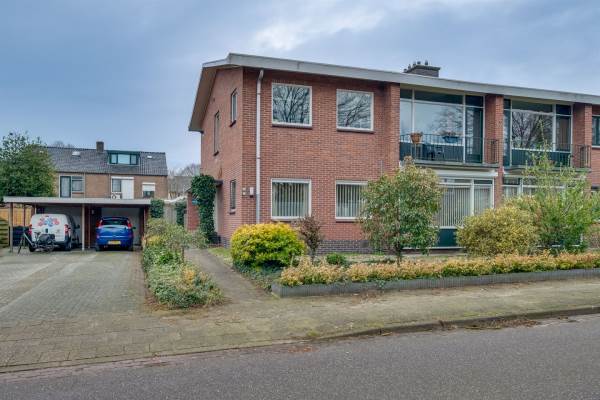 Woning van Hogendorplaan 25 Lochem
