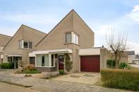 Woning Mies van der Rohestraat 50 Dongen