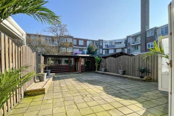Woning Loosdrechtsestraat 102106 Den Haag